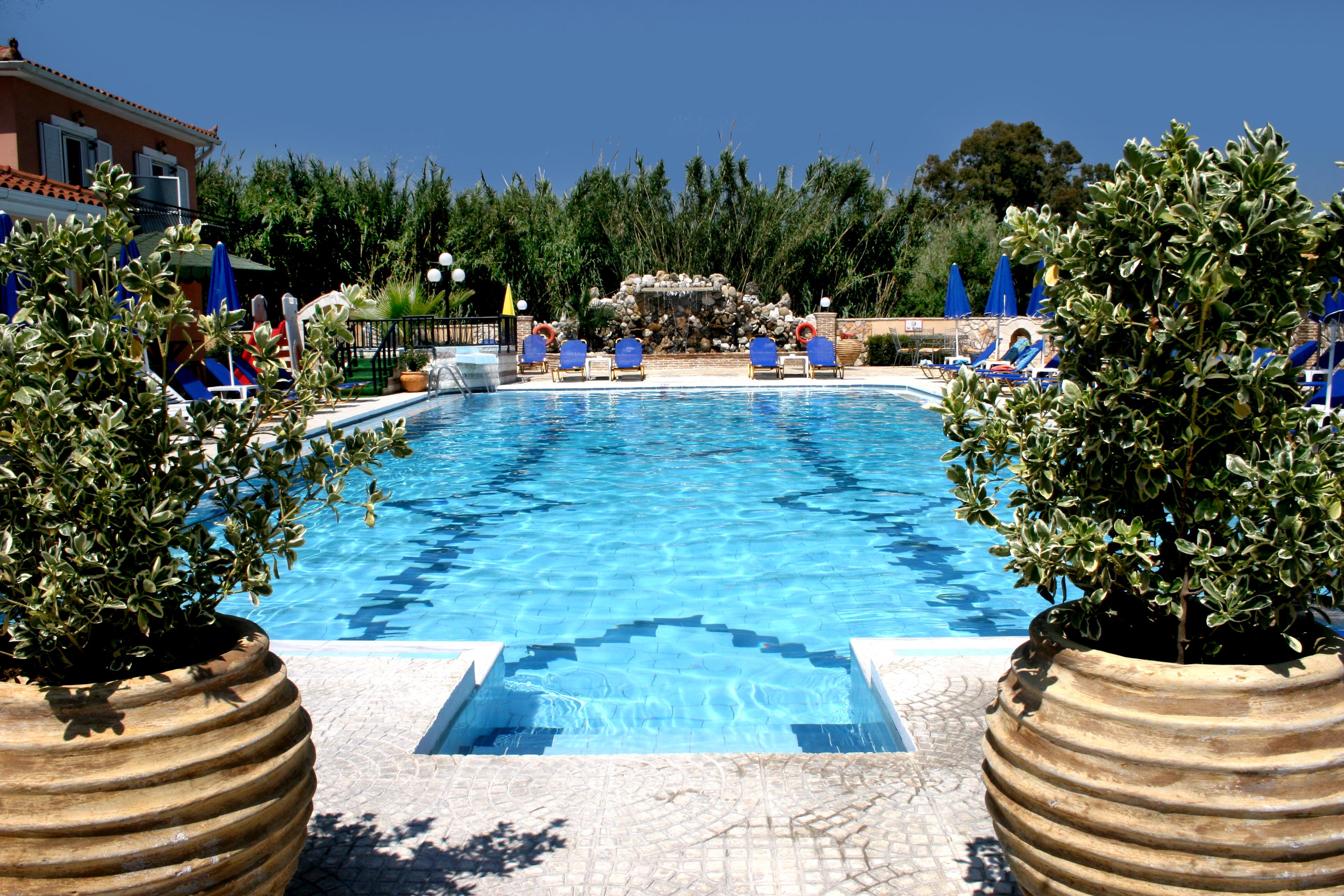 לגאנאס Paradise Apartments מראה חיצוני תמונה