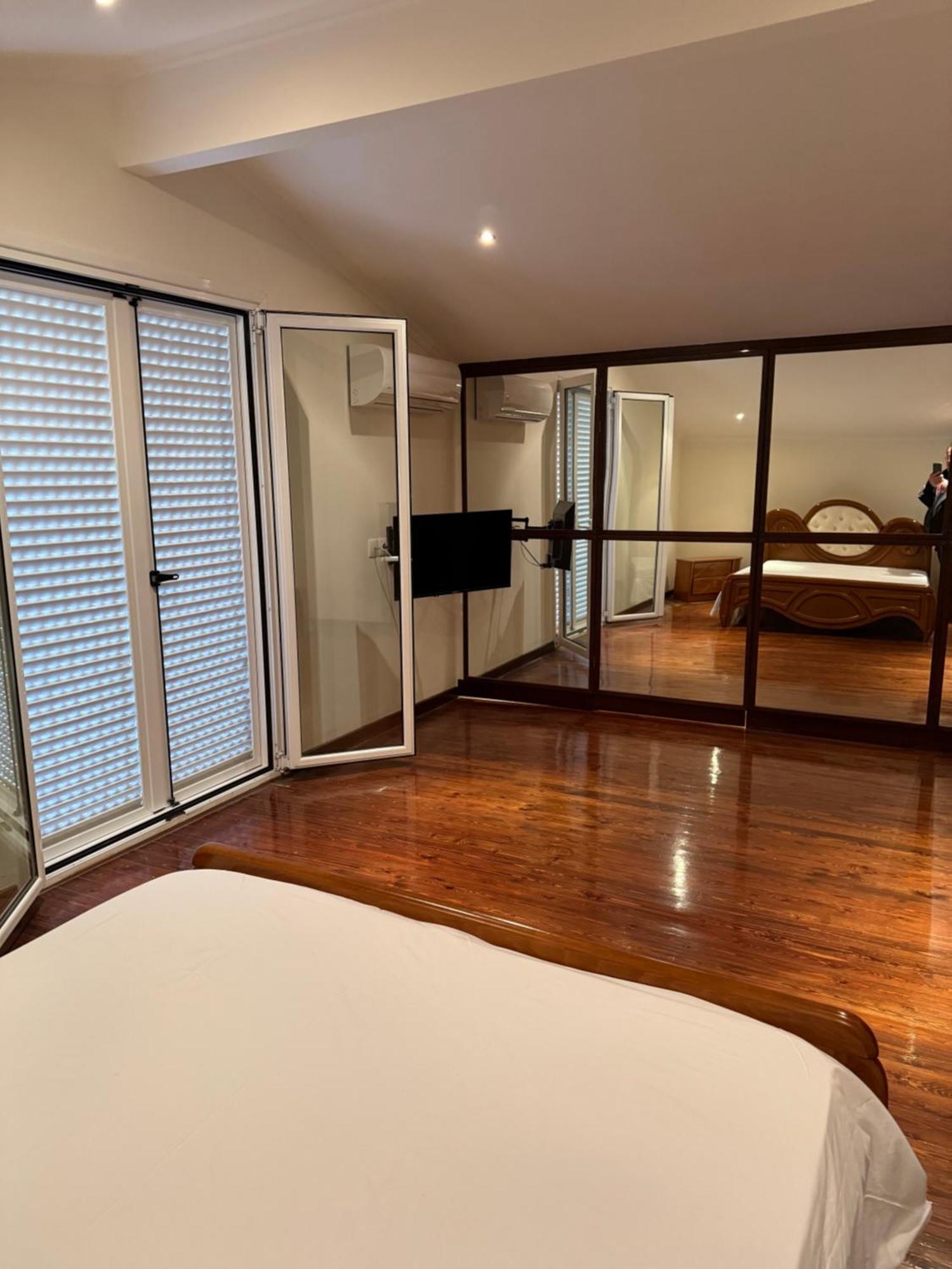לגאנאס Paradise Apartments מראה חיצוני תמונה